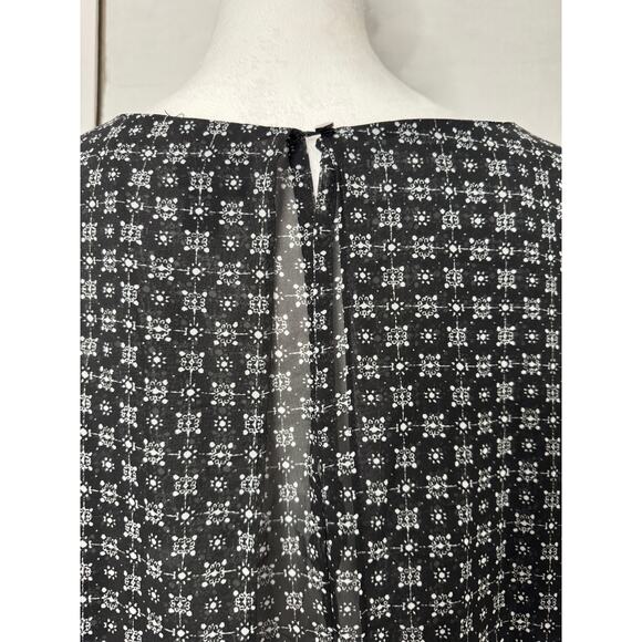 Worthington 2X Black White Long Sleeve Blouse Sheer Work Chic V Neck Business - Picture 3 of 6